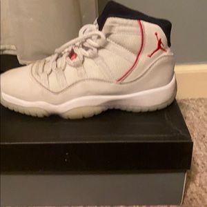 Air Jordan 11 Retro, Platinum Tint